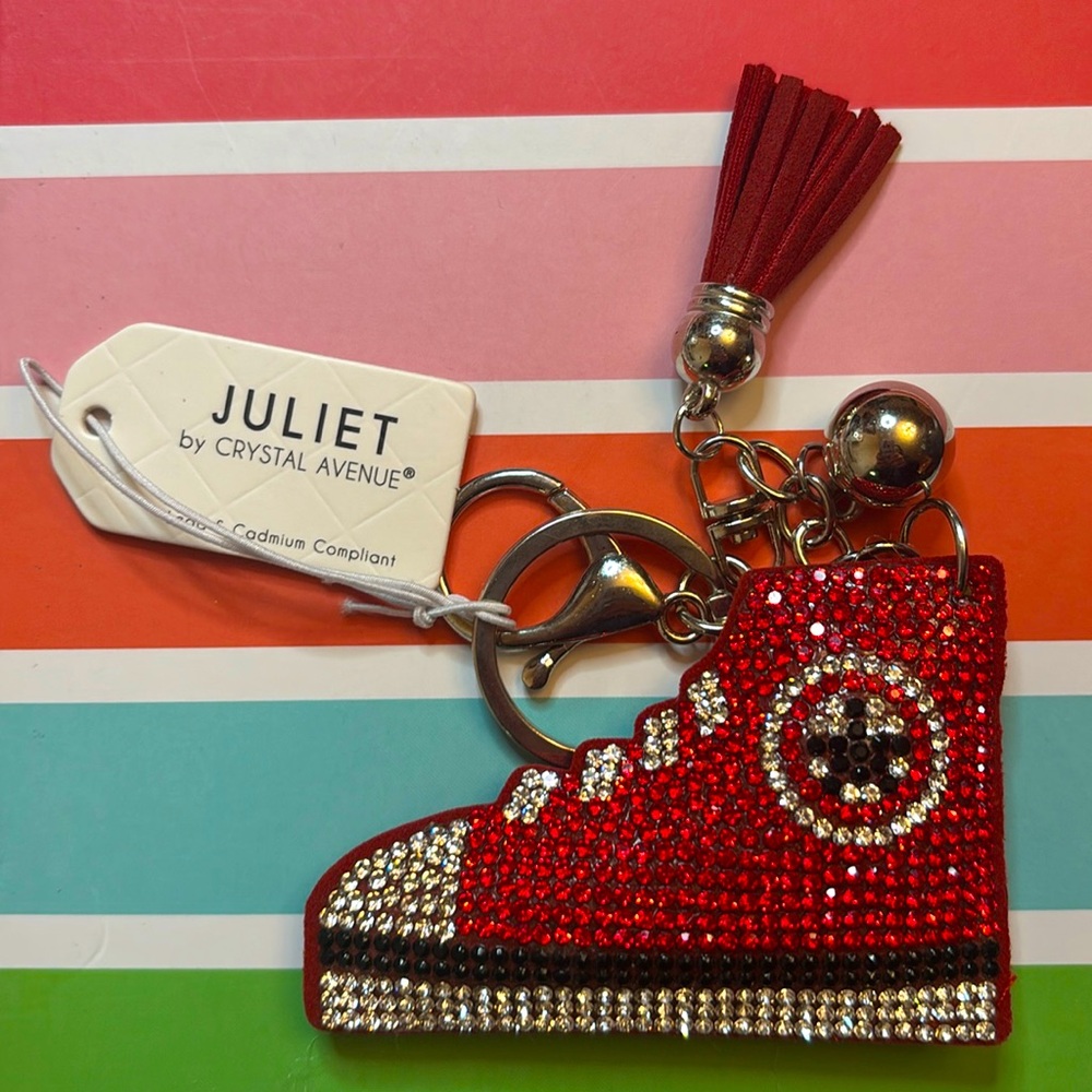 🖤❤️🤍Sparkle Shoe Keychain🤍❤️🖤